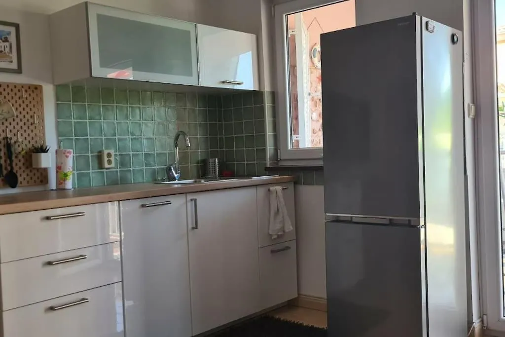 Apartament Remca W/ Private Yard + Parking Karigador 0*,